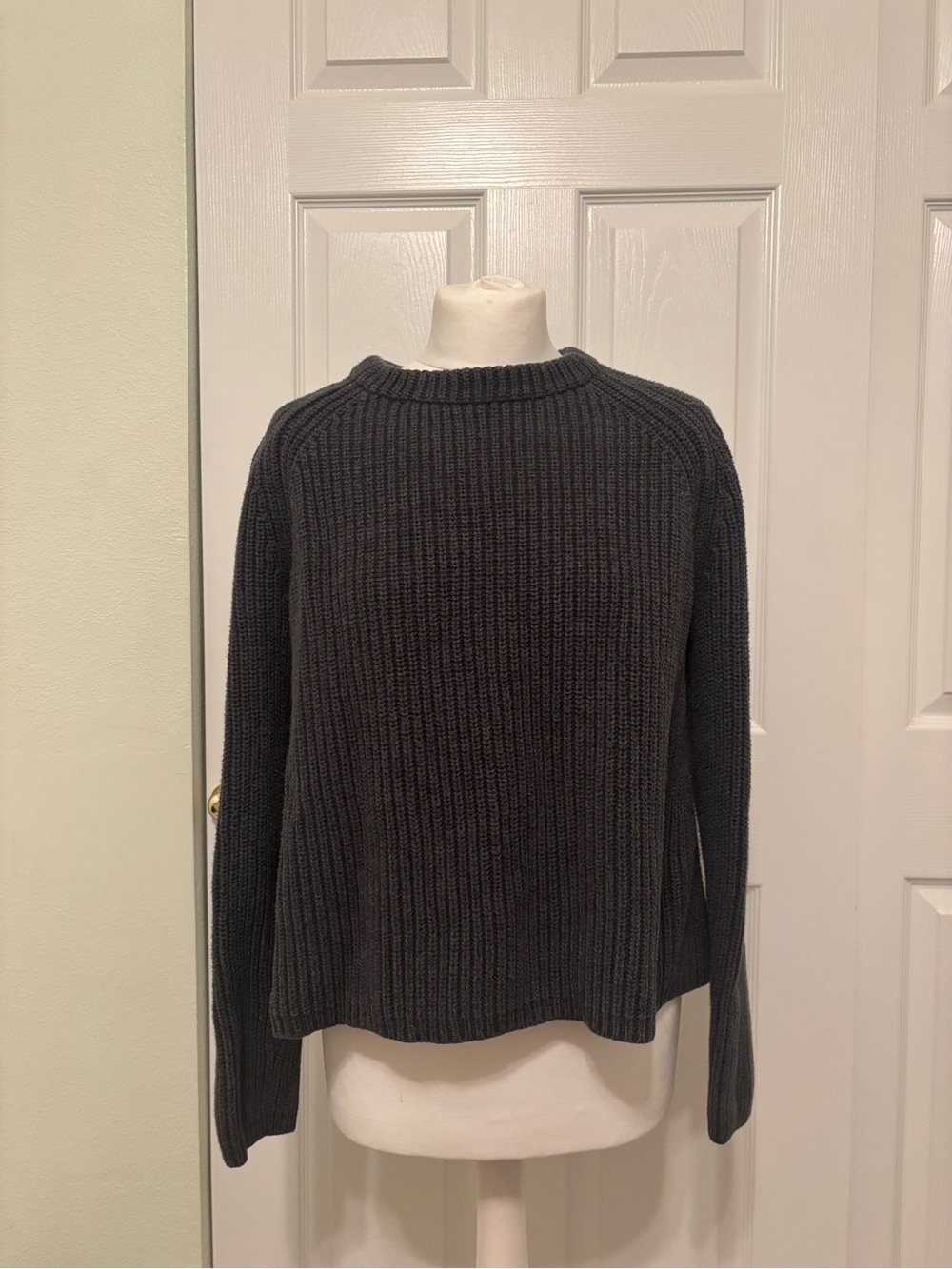 Quince Organic Cotton Fisherman Crew Sweater Charcoal Gray Size Medium